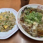 尾道ラーメン 暁 - 