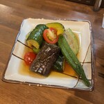 立ち飲み居酒屋ラクミ - 冷やし彩り野菜の揚げびたし