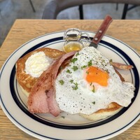 THE WHARF HOUSE YAMASHITA KOEN - モーニングは9-11時まで