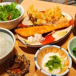 農絆卓恵 炭焼き料理とお酒 - 