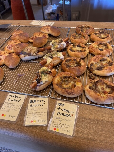 ベーカリー チックタック - 六十谷/パン | 食べログ