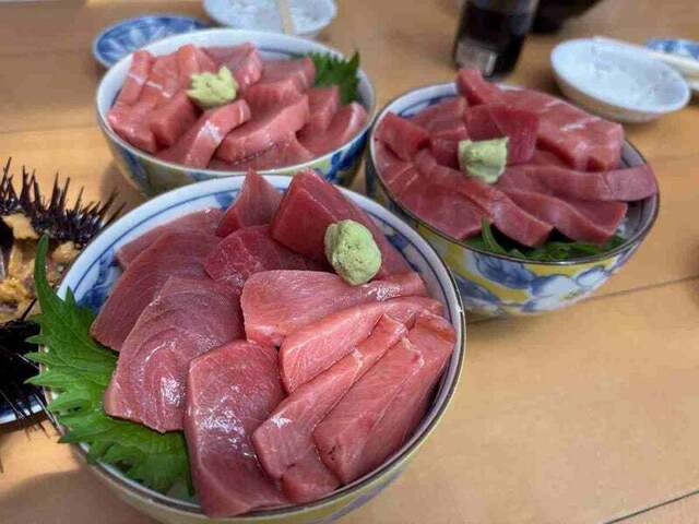 あけみちゃん号>