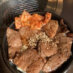 らっぱ屋 - 和牛カルビ丼