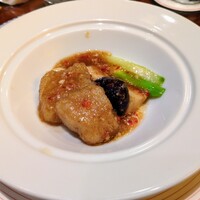 萬珍樓 本店 - 白身魚ときのこのXO醤炒め