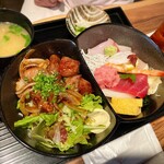サカナキュイジーヌ・リョウ - 季節、平日昼限定選べる2種丼2,500円　サイコロステーキ&海鮮ちらし