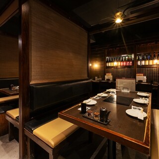 【半個室席多数】ゆとりをもった半個室が中心の店内