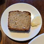 花と鳥 - 自家製パン