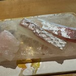 一心鮨 光洋 - 右から　しまあじ ◎、まだい、えんがわ