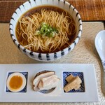 麺屋 八っすんば - 名古屋コーチンらぁ麺。
