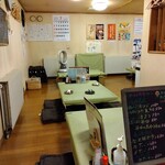 居酒屋 八兵衛 - 小上がり