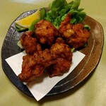 居酒屋 八兵衛 - 鶏もも肉のザンギ　880円