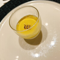 カントニーズ 燕 - 