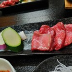丸正旅館 - 牛もも肉の陶板焼き