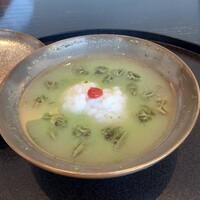 招福樓 東京店 - 鱧とジュンサイ