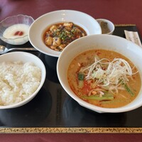 謝朋殿 幕張店 - 