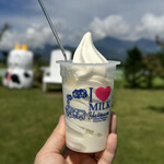 ヤツレン ソフトクリーム売店 - 