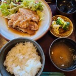 レストラン・ストローハット - 信州ポーク生姜焼き定食