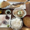 平塚漁港の食堂