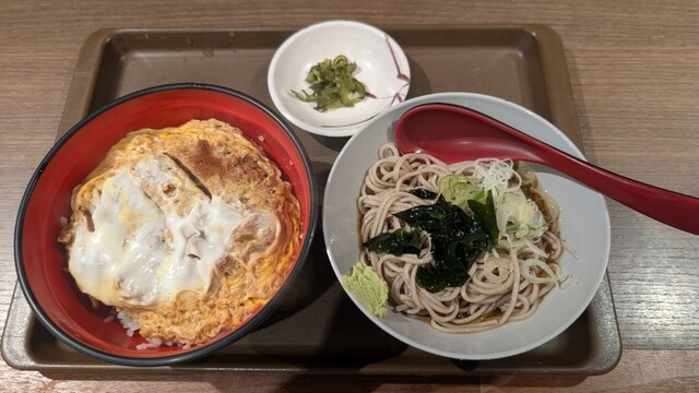 Nadai Fuji Soba Shinjuku Tocho Ten photo 2