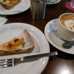 オット バル - カプチーノの本日のタルト