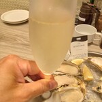 エイス シー オイスターバー 銀座コリドー店 - 