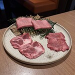 赤身肉じゃんか中目店 - 