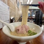 NIBOSHIST - イカワタの冷やし（限定）1200円と可愛い店内