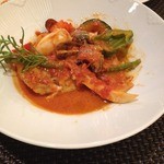 パッパーレ - 鯛のグリルをトマトソースで(写真を撮る前に一口つまんでしまった