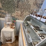 Bardon Organic Cafe - 