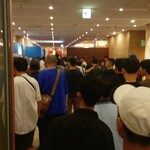 福山ニューキャッスルホテル ビアホール - 17:30現在 入場ゲート前① (2025.07.26)