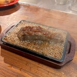 鮮魚鉄板バル マレマレ - ハラミステーキ