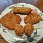 郷家精肉店 - 料理写真:たこボール、ウインナーちくわ、ハムカツ、ヒレカツ