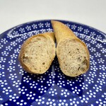 Full Full パンとワイン - 