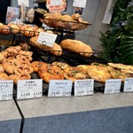 Full Full パンとワイン - 店内3