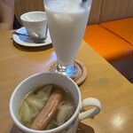 ブレドール 葉山本店 - スープとドリンクセット