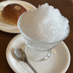 シャンテーコジマ - せんじ氷（名古屋では白蜜、みぞれのことをせんじと呼ぶことが多い）