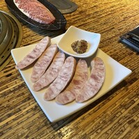 焼肉 龍園 西中洲店 - 