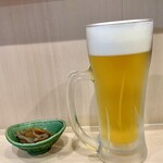 白花咲々 - 料理写真:お通し（ごぼうと糸こんにゃくの煮物）、生ビール