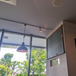 バルベッタ - 落ち着いた店内