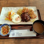ぶんてん - 料理写真:ハンバーグ定食