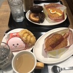 ミスタードーナツ - 料理写真:ザクもっちドッグ欧風カレー　319円