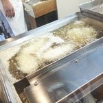 井泉 - ライブな揚げ(投入直後)