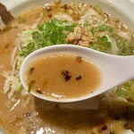 鹿児島ラーメン 我流風 - 元祖ラーメン　スープ