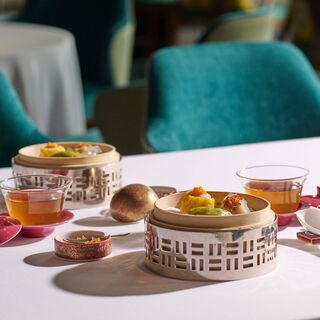 週末限定20種類以上の飲茶のオーダーブッフェ