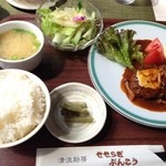 清流厨房せせらぎぶんこう - ハンバーグセット