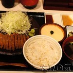 牛かつ麦めしとろろセット(￥1,300)