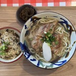 沖縄そば タイラ製麺所 南風原新川店 - 