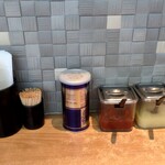 ラーメン 野良裏家 - 卓上味変調味料