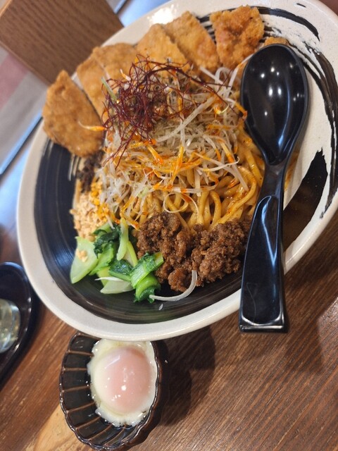 赤い鯨 四川担々麺 赤い鯨 (赤坂) 最新のレストランの口コミ(2025年