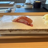 鮨 ラビス 大阪 ヤニック・アレノ - 